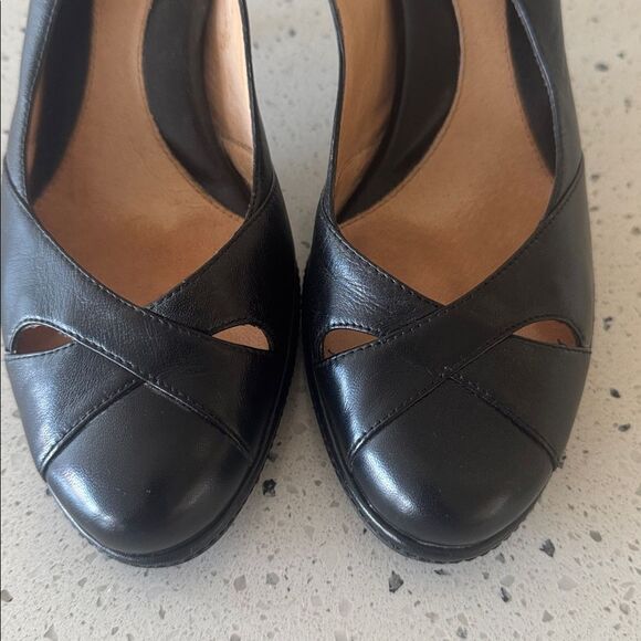 Sofft Black Leather Slingback Heels Covered Toe Comfy Shoes Women’s Size 8.5 GUC - Picture 11 of 12